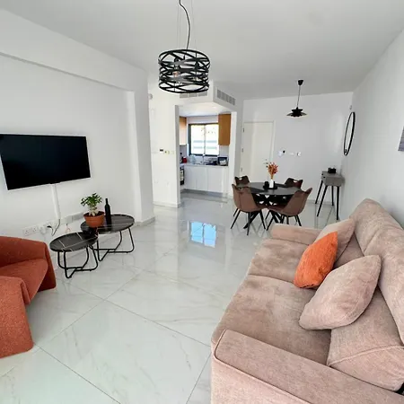 Apartment Elegance *